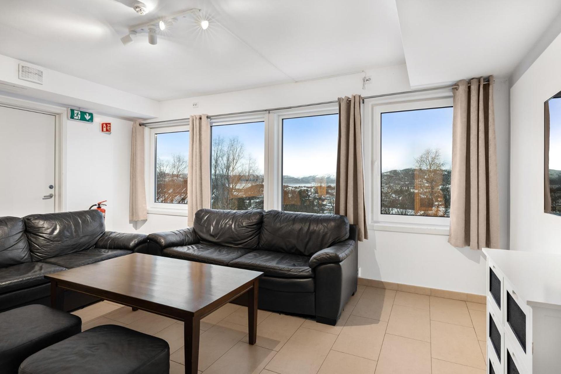 Namsos Hybelhus Vandrarhem Exteriör bild